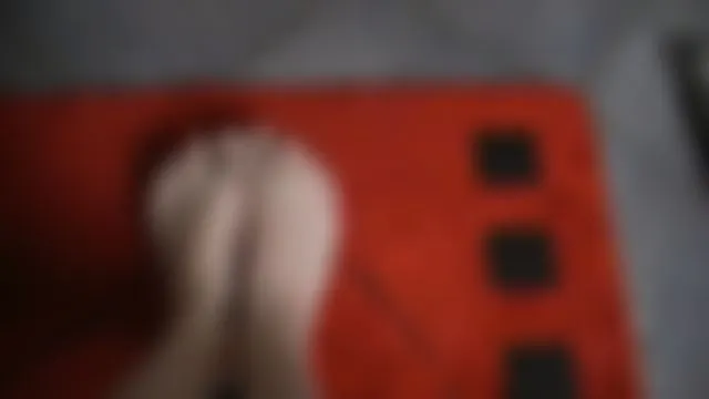 Sperma auf Füßen