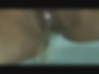 Die Piss Maus muss pinkeln