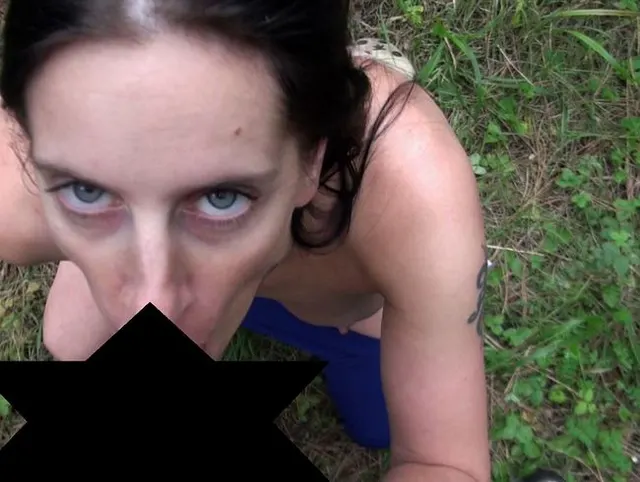 Geiler Rastplatz Blowjob mit User