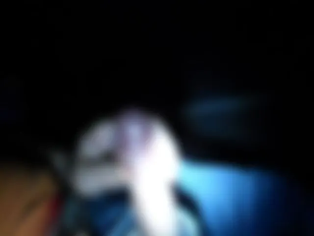 handjob mit megaladung sperma