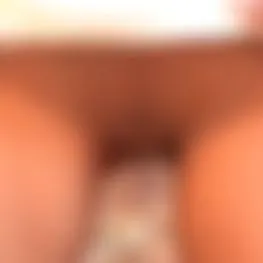 Upskirt nichts unterm Rock