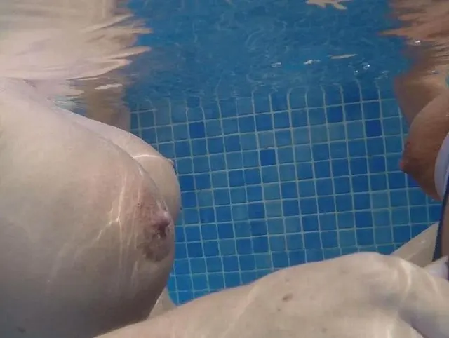 Unterwasser Milf-Fotzen!