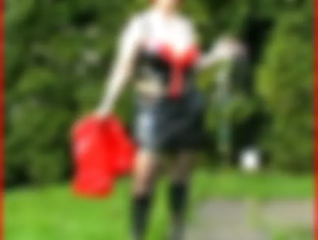 Privater Haus Garten- und Lustsklave gesucht