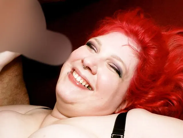 AO GANGBANG MIT MOLLIGER TEENYSTUTE TEIL 02 HOT
