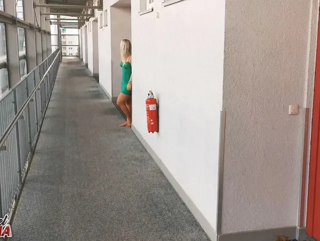 AO Frei-Fick Hoteltreffen hinter roten Türen