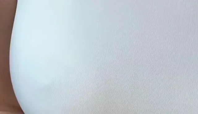 Mache ich dich in diesem durchsichtigen Top heiß?