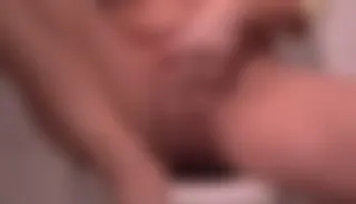 Morgens auf der Toilete