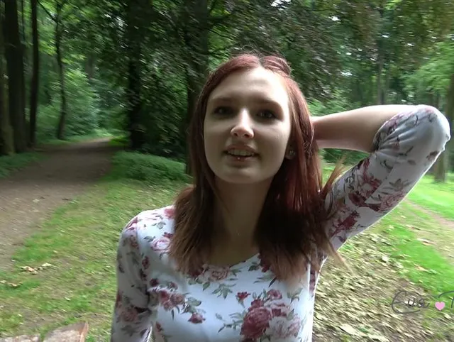 Mein erster Jeanspiss + ANAL GEFICKT !!! (Outdoor)