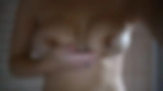 Titten mit Sperma verwöhnt