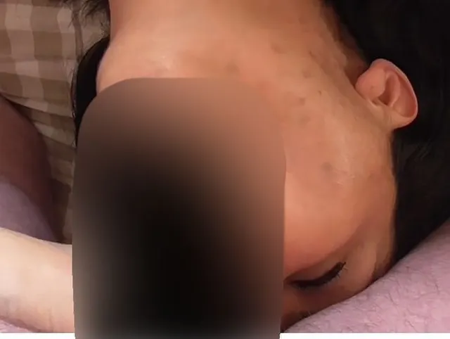 Ein kleiner Gesichtsspritzer . POV