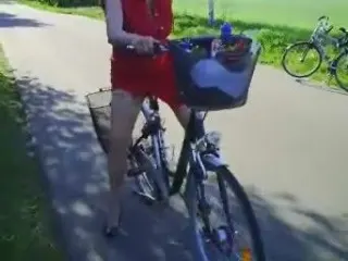 Vom Fahrrad gepisst