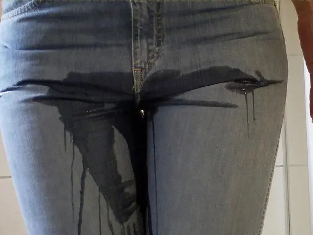 Jeans sieht nass auch gut aus.
