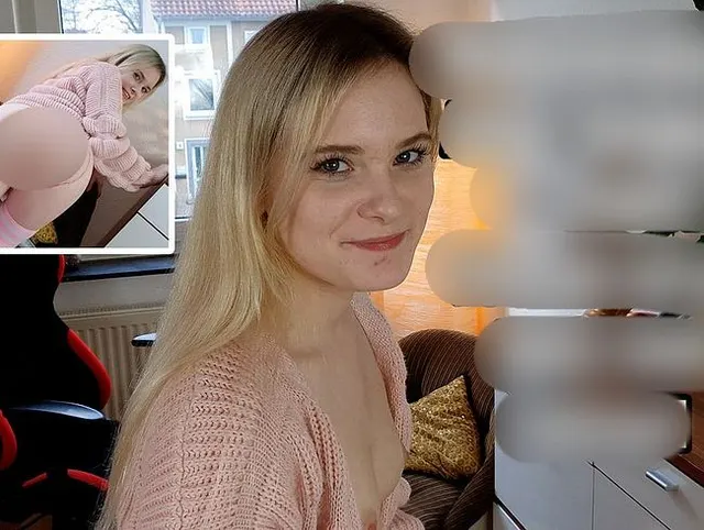 Mitbewohner-Anal: Blowjob + enger Teenie-Arsch über dem Sessel