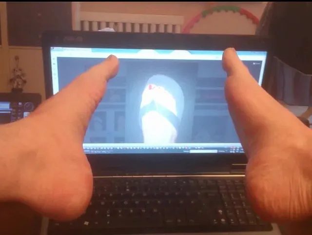 Der Fußfoto Wichser