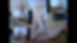 Fotze in Latexhanschuhen gefingert