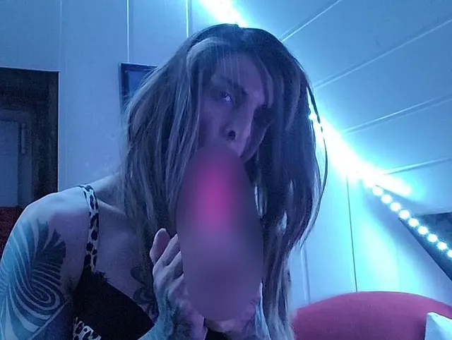 Vorschau aus Blowjob: Geiles Dildo blasen