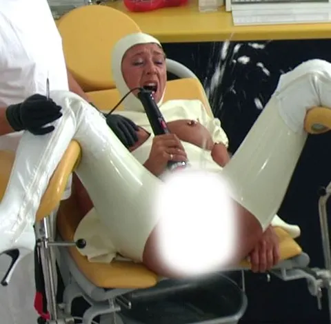 Piss Orgasmus beim Doc