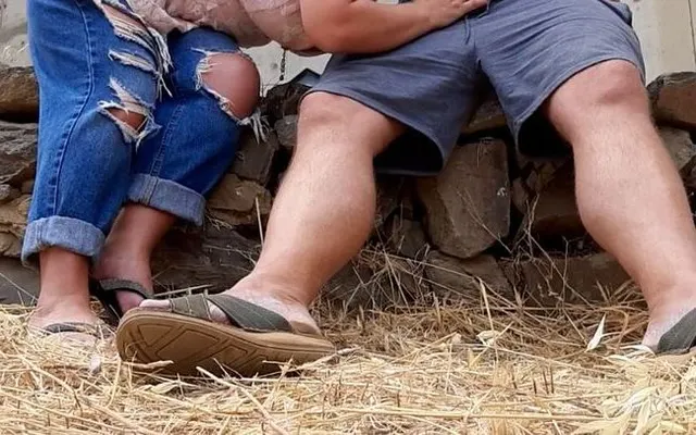 Blowjob im Freien mit Schlucken