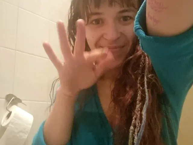 Badezimmer Session mit WäscheKlammern - BuschRASUR