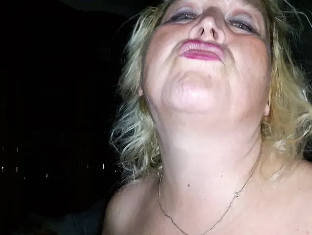 Er ist geil und ich gemein - Erniedrigung für den Cucki