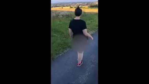 Unten Ohne Spazieren