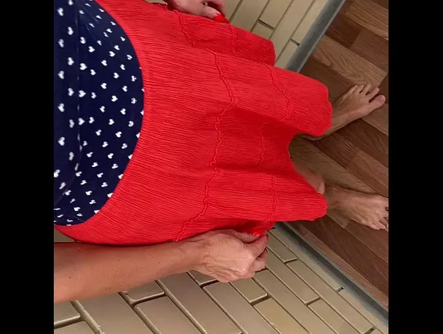ASMR Sperma im Höschen CFNM Handjob großer Schwanz Stiefmutter riesige Ladung Tabu-Fetisch.