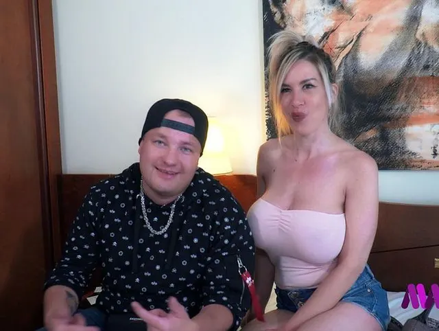 Pornostar Manu Magnum ihr geiler dreier