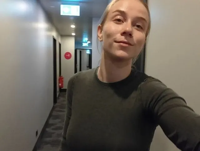 Hotelzimmer Einweihnung Part 1 Bett ''entjungfern''