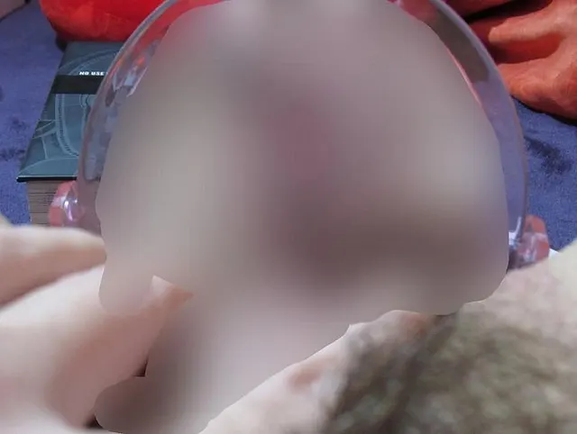 Nahaufnahme große Klitoris Pussy Spiel mit Spiegel