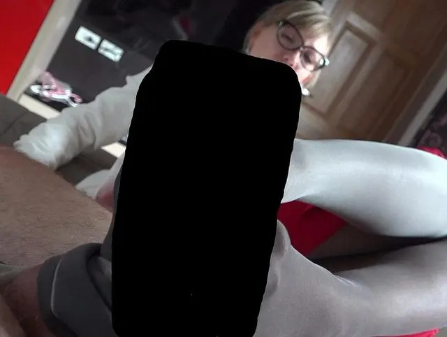 Cock Teasing Blowjob with nylons