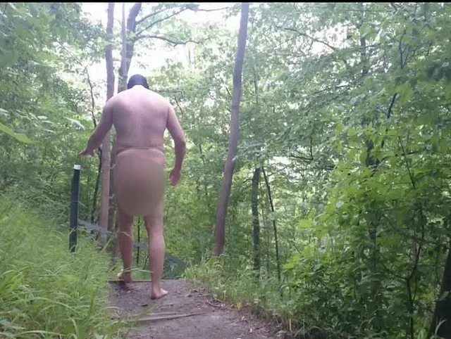 Feinstrumpfhosen und Maske auf Seilbahnberg ** Outdoor Spaß **