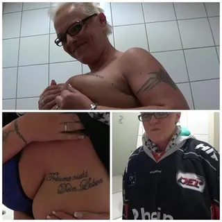 IM KÖLNER EISHOCKEY - PIPI - ALARM !!!