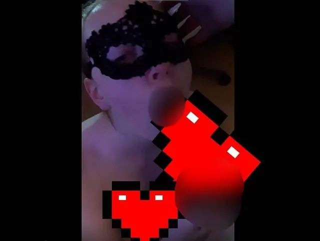 Cumshot auf meine Brüste