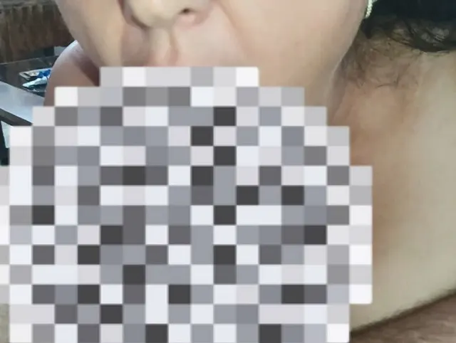 MILF Ehefrau perfekter Oral Creampie und nimmt den Mund voller Sperma