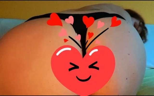 Feuchter Tanga für User