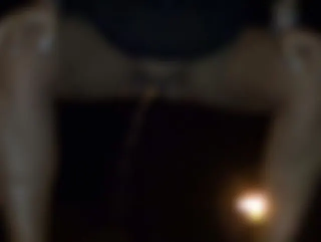 Nacht´s auf die Parkbank gepisst !!!