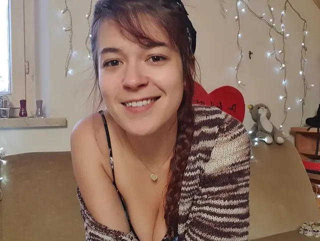 TADAAA!! Mein 1. VIDEO! 18-Jähriges Chaosmädchen stellt sich vor!