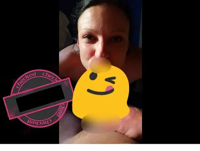 Tief blasen ist geil und Sperma im Mund sowieso ;-)