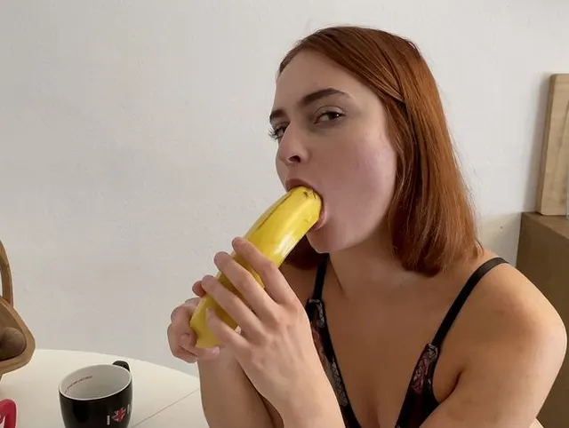 Banana-Girl