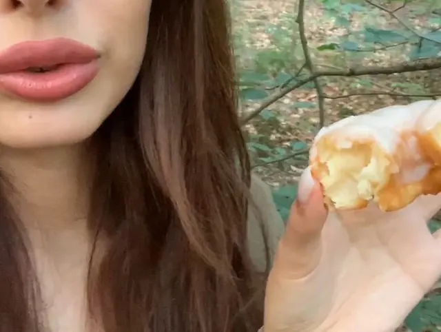 KÖSTLICH! Sperma auf meinem Spritzkuchen