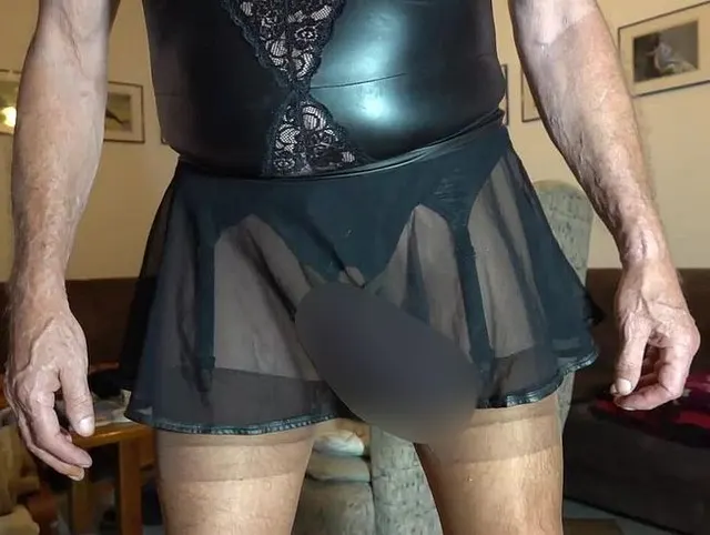 Total versaute Schwanzdame 2