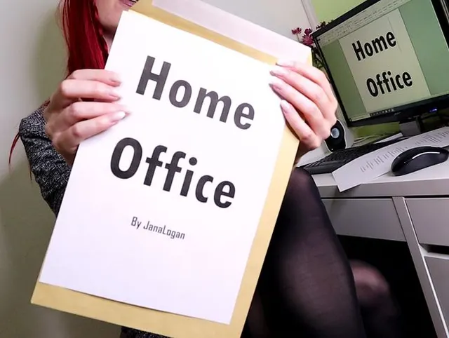 Home-Office mit Lady Jana Logan
