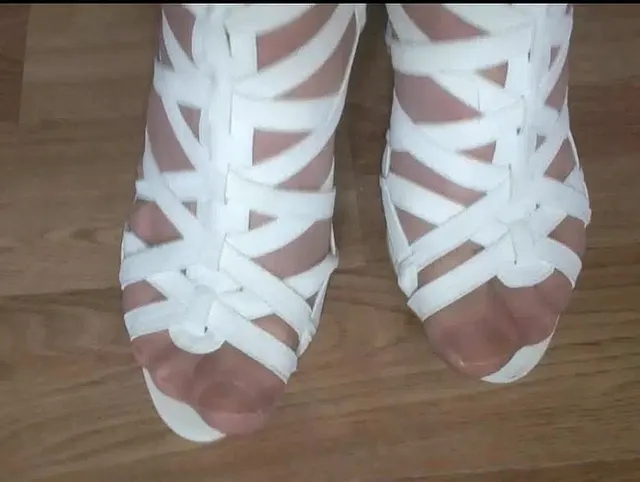 Shoeplay Riemchenschuhe