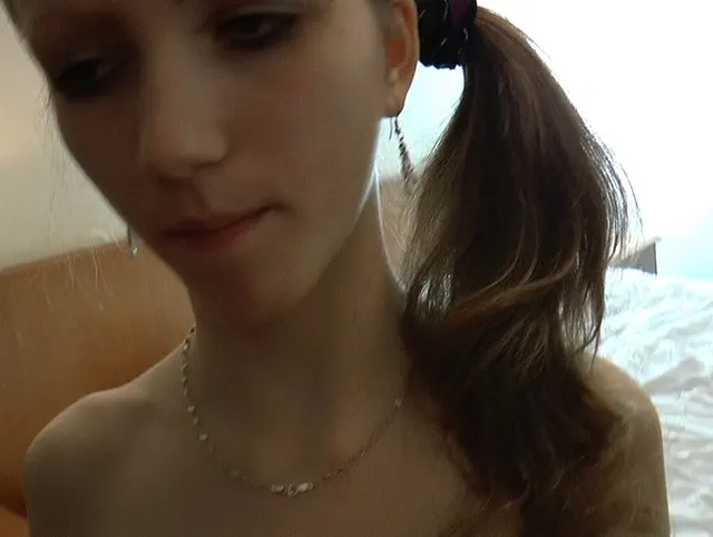 Doppelblowjob bis die Ehefrau stört