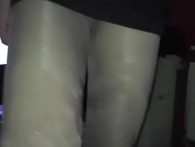 Demütigende Erniedrigung mit der Sperma Strumpfhose