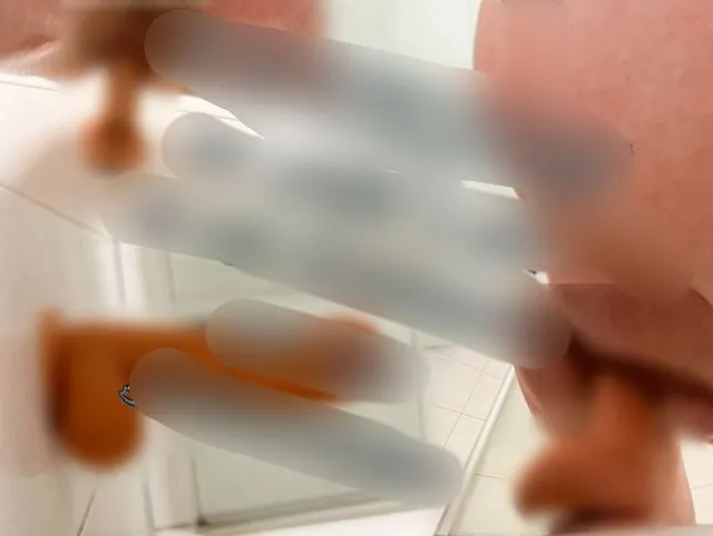 Userwunsch!! ich mach´s mir mit dem Saugnapfdildo in der Badewanne
