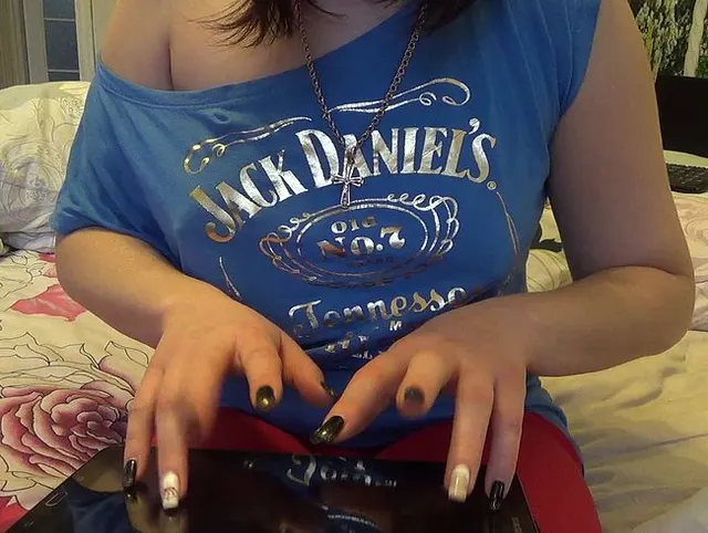 long nails fetish and typed noises