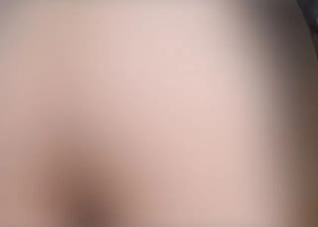Mia Hase mit Ihrem Lieblingsplug auf der Treppe ????