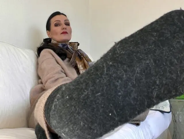 Wichse deinen Schwanz in meinen stinkenden Socken, rieche stinkende Socken, Joi, POV Lady Victoria