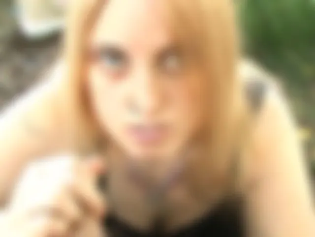 Geiler Outdoor Blowjob 16:9 HQ